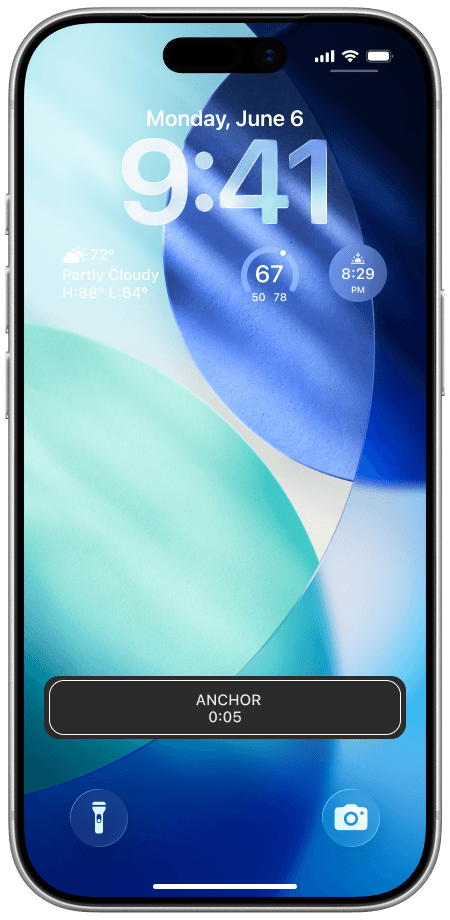 Smartphone in anchored focus mode with a minimalist lock screen